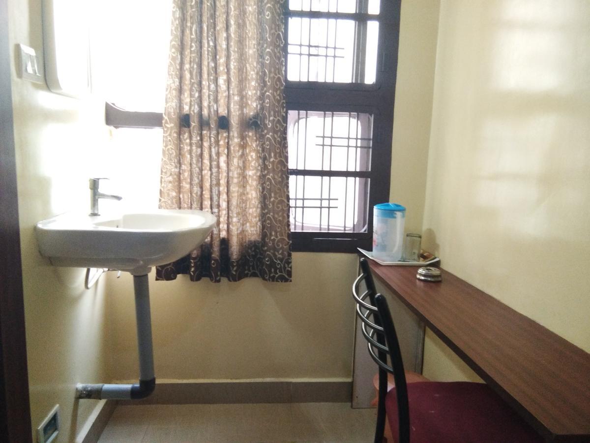 Hotel Adarsh Residency Tirupati Exteriér fotografie
