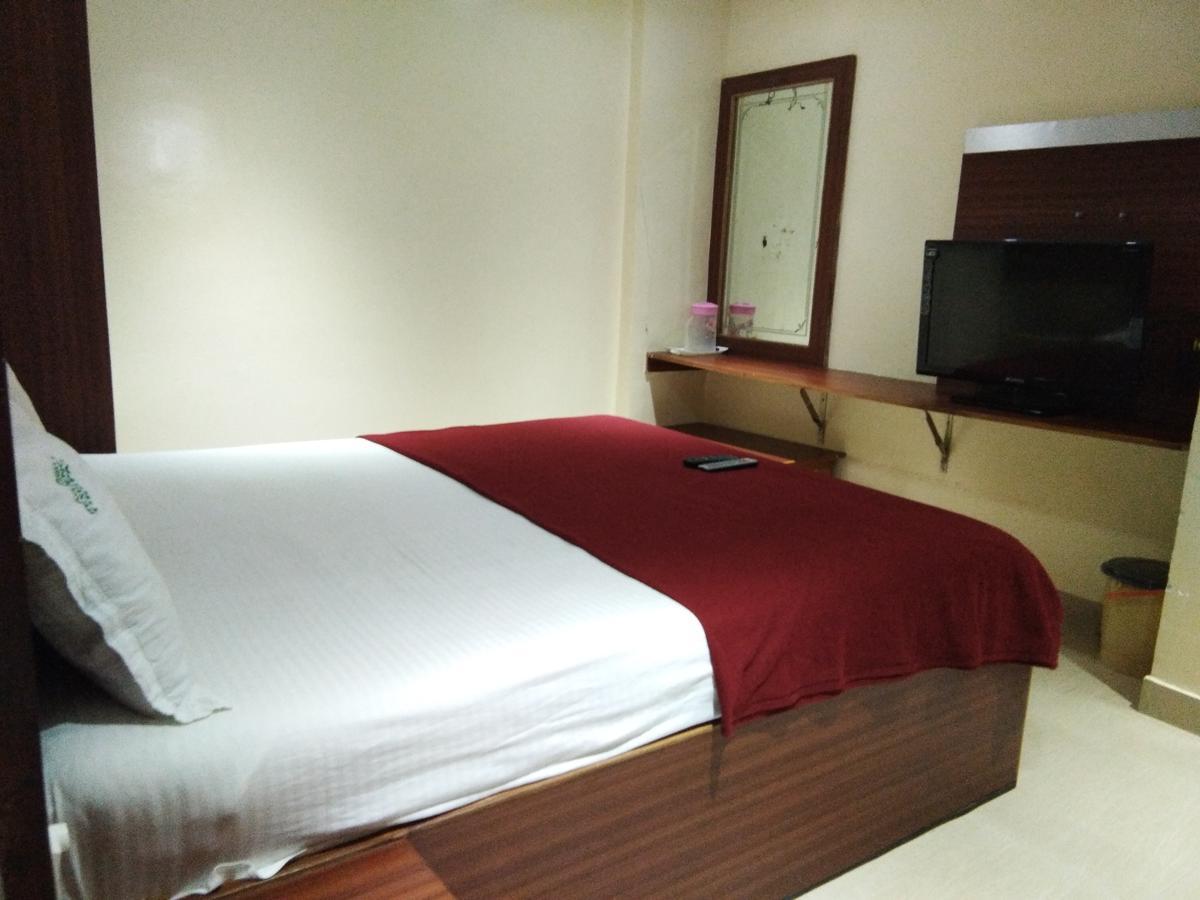 Hotel Adarsh Residency Tirupati Exteriér fotografie