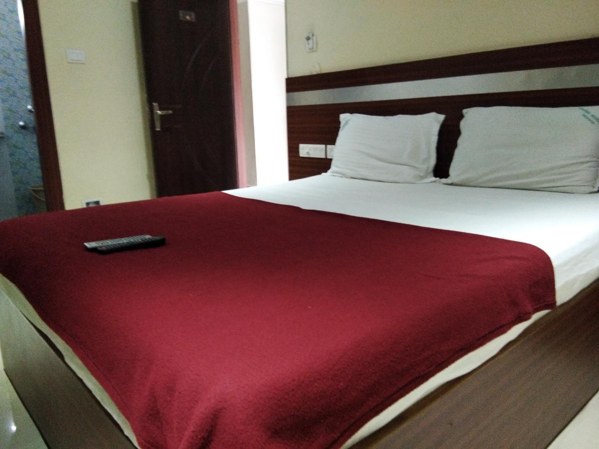 Hotel Adarsh Residency Tirupati Exteriér fotografie